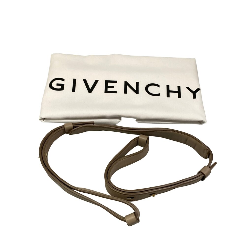 Givenchy Lucrezia Large Handbag - Picture 8 of 15